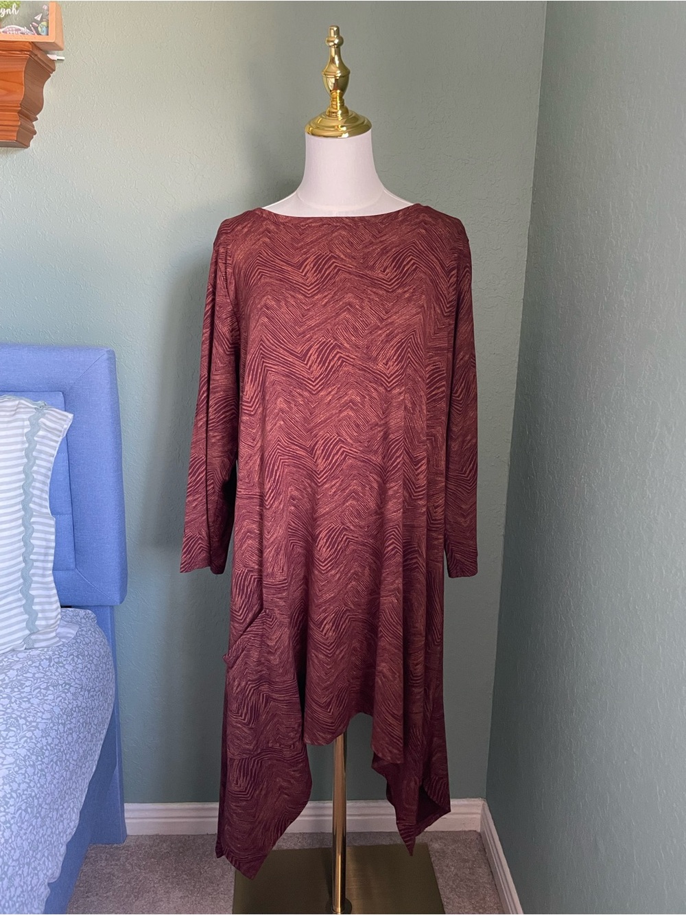 Cut-Loose Lagenlook Art to Wear Handkerchief Drapey Tunic Top Size XL Abstract
